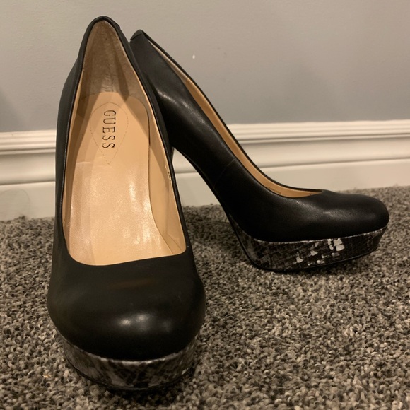 Guess platform heels sz 8 1/2 - Picture 2 of 5